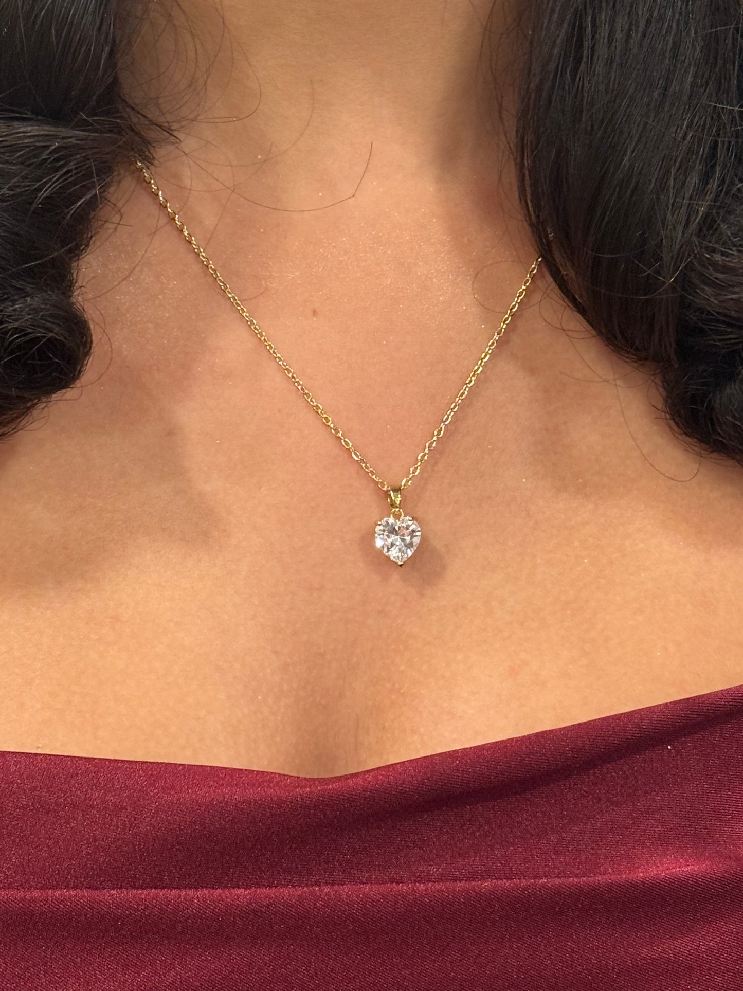 Elegant Zircon Gold Heart Necklace