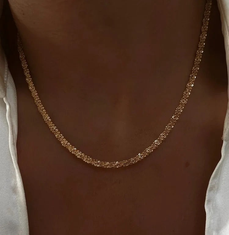 Evelina Gold Twisted Choker Necklace