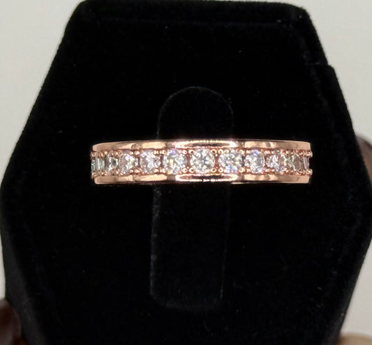 Luxurious Rose Gold Channel Ring