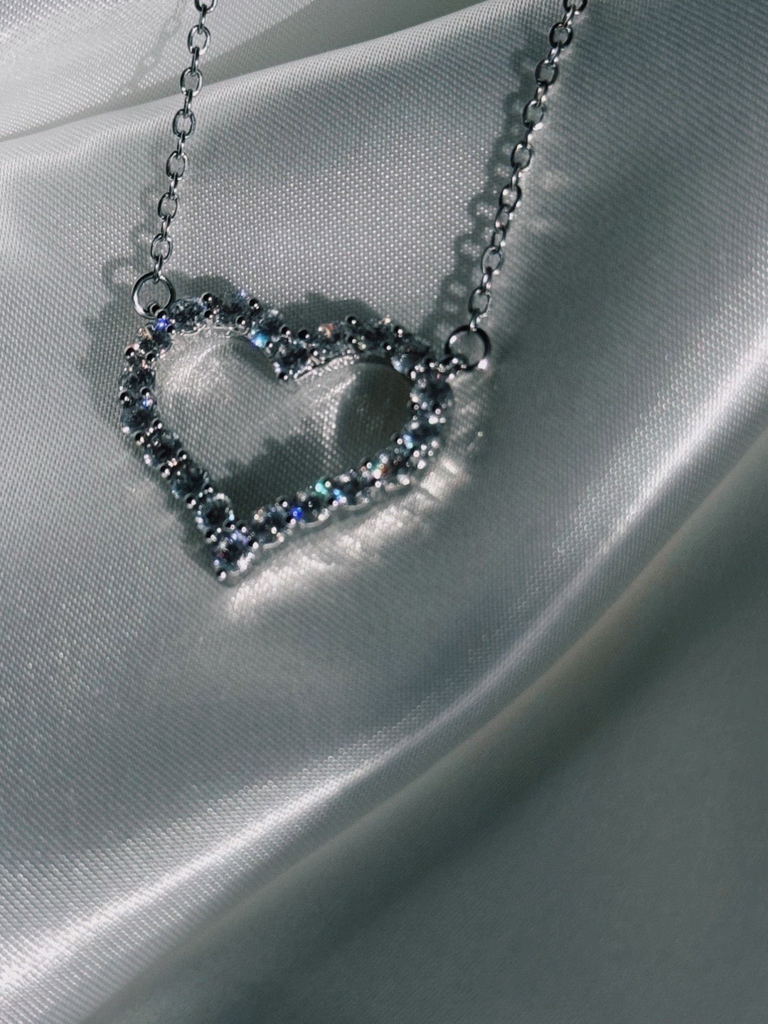 Elegant Silver Heart Necklace - Timeless Charm